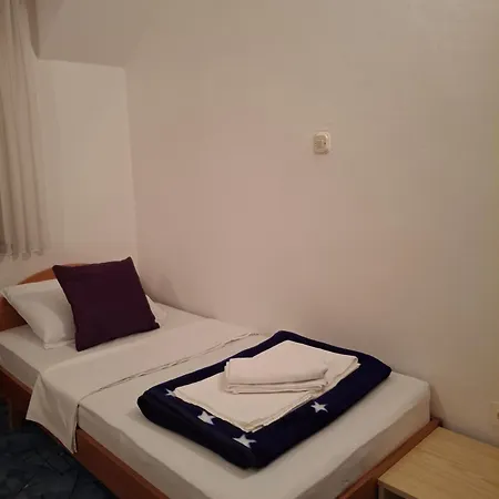 Restoran Prenociste As