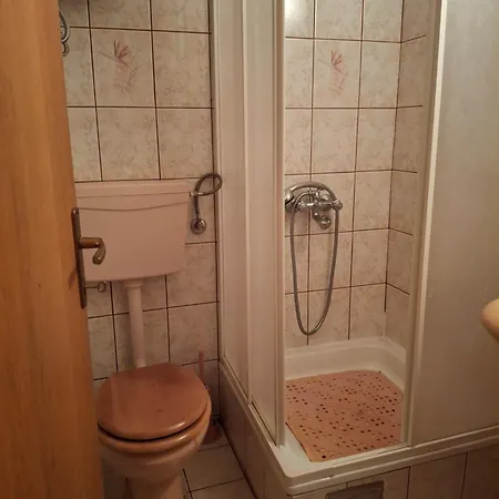 Restoran Prenociste As *